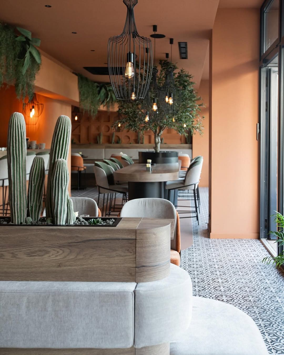 Interijer Sierra bar